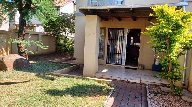 2 Bedroom Property for Sale in Annlin Gauteng