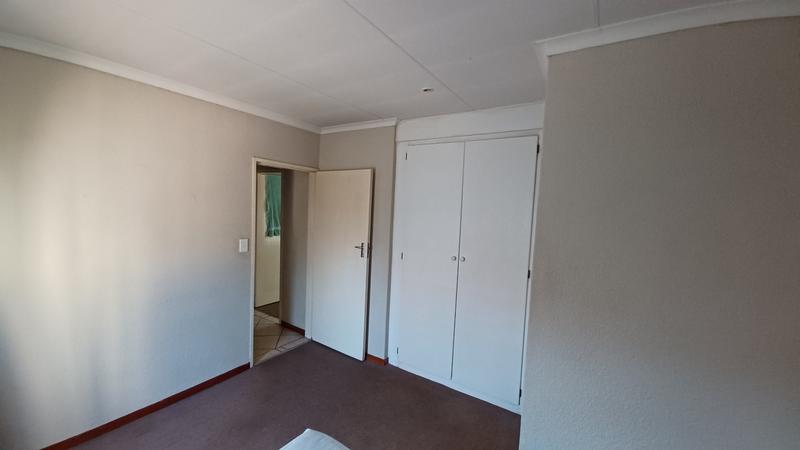 2 Bedroom Property for Sale in Annlin Gauteng