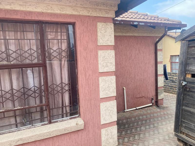 3 Bedroom Property for Sale in Olievenhoutbosch Gauteng