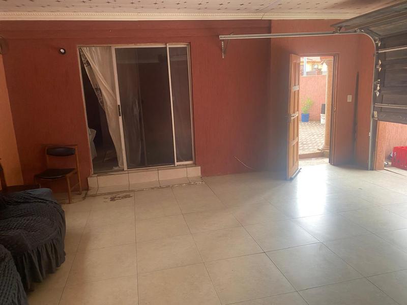 3 Bedroom Property for Sale in Olievenhoutbosch Gauteng
