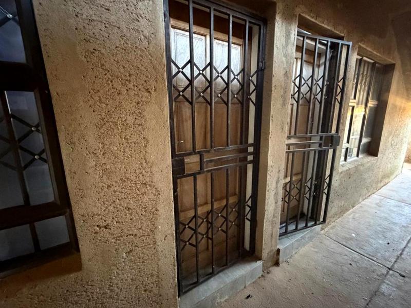 To Let 0 Bedroom Property for Rent in Protea Glen Gauteng