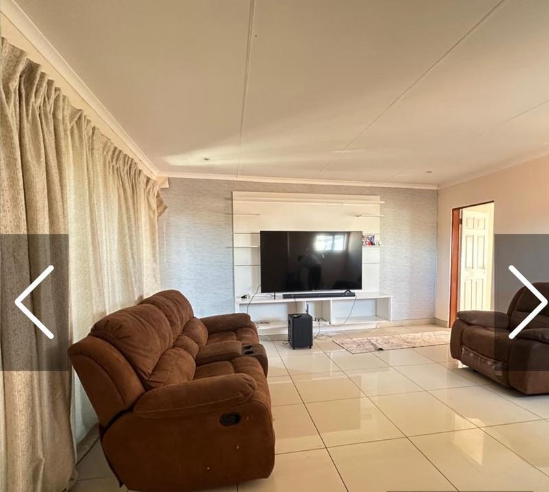 3 Bedroom Property for Sale in Dawn Park Gauteng