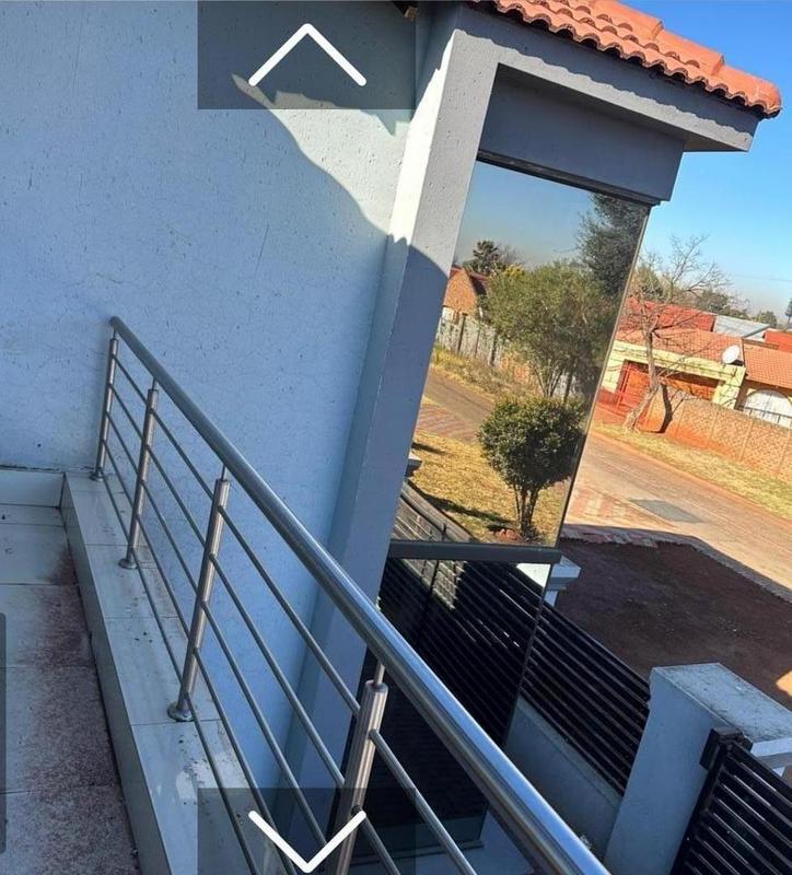 3 Bedroom Property for Sale in Dawn Park Gauteng