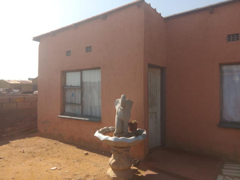2 Bedroom Property for Sale in Buhle Park Gauteng