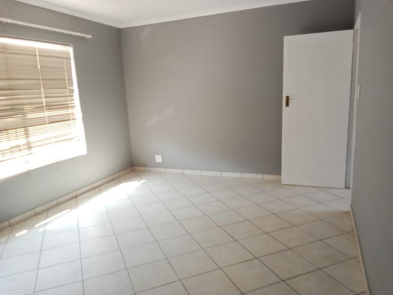 To Let 2 Bedroom Property for Rent in Groeneweide Gauteng