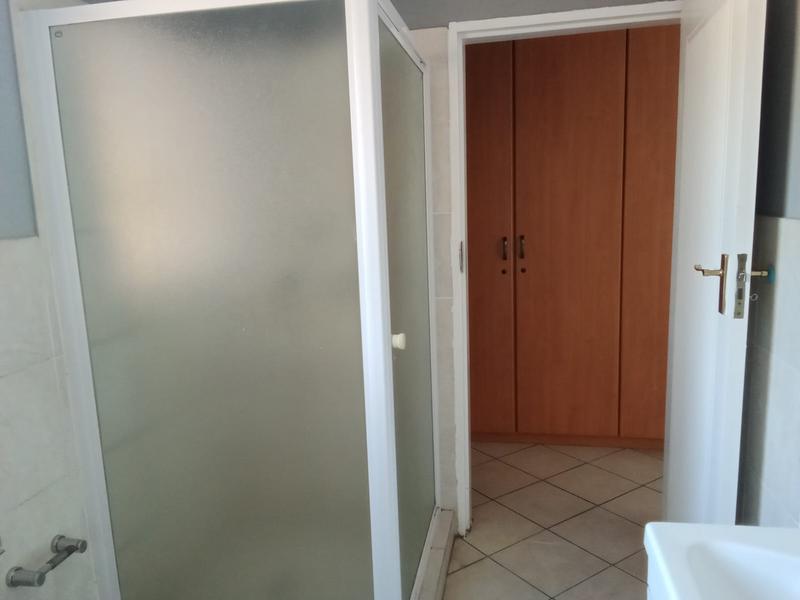 To Let 2 Bedroom Property for Rent in Groeneweide Gauteng