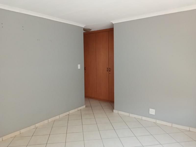 To Let 2 Bedroom Property for Rent in Groeneweide Gauteng