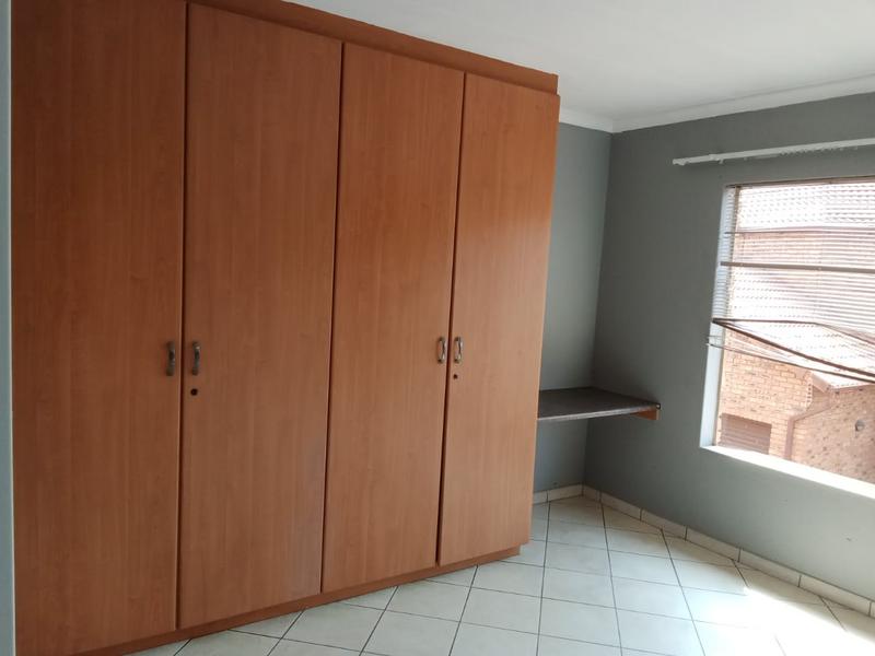 To Let 2 Bedroom Property for Rent in Groeneweide Gauteng