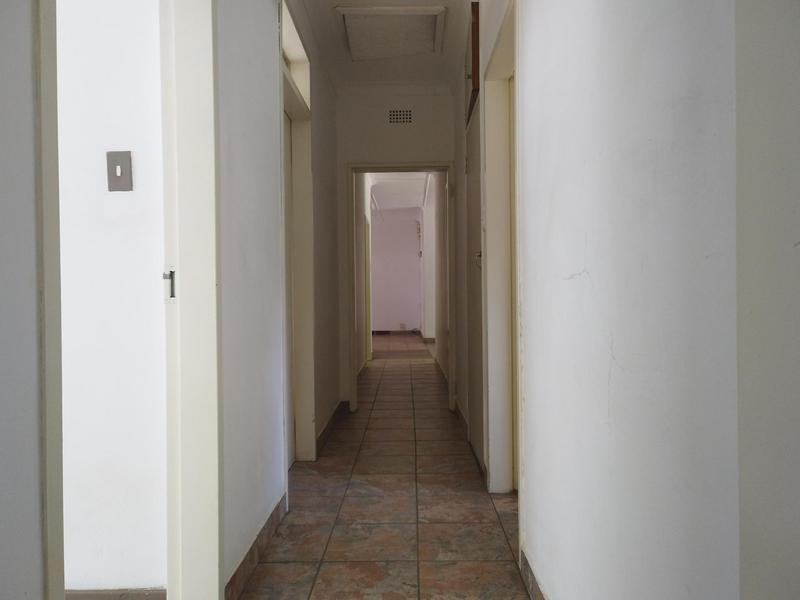 To Let 4 Bedroom Property for Rent in Brackenhurst Gauteng