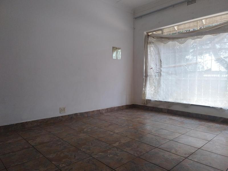 To Let 4 Bedroom Property for Rent in Brackenhurst Gauteng