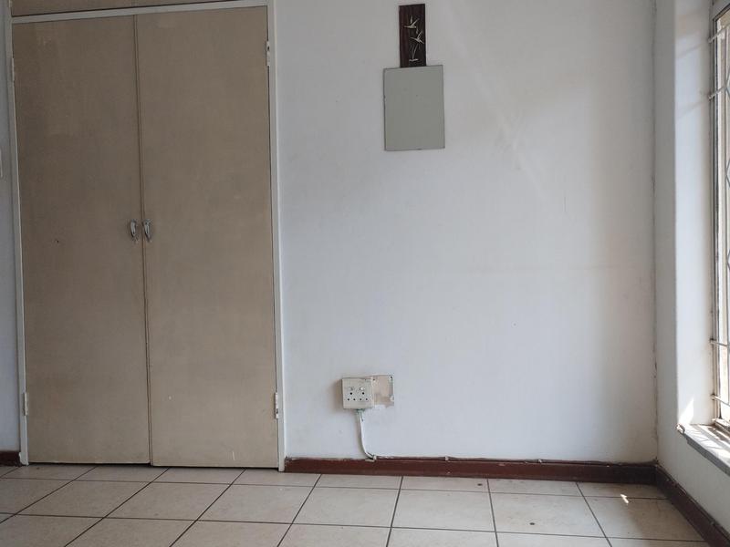 To Let 4 Bedroom Property for Rent in Brackenhurst Gauteng