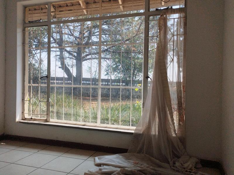 To Let 4 Bedroom Property for Rent in Brackenhurst Gauteng