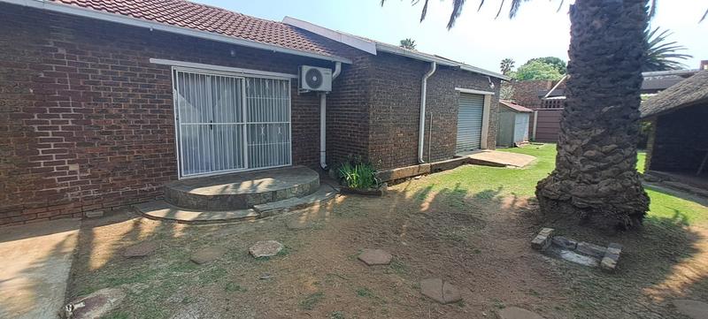 3 Bedroom Property for Sale in Elspark Gauteng
