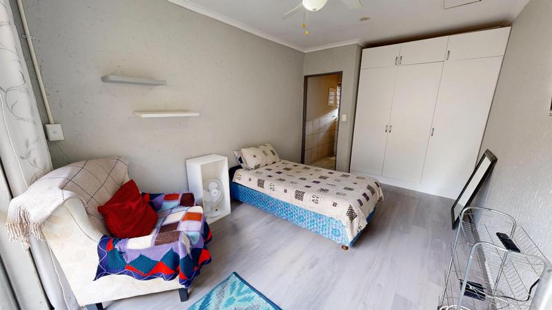 5 Bedroom Property for Sale in Fourways Gardens Gauteng