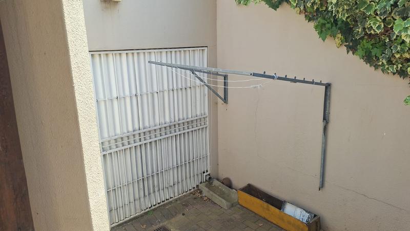 To Let 2 Bedroom Property for Rent in Quellerina Gauteng