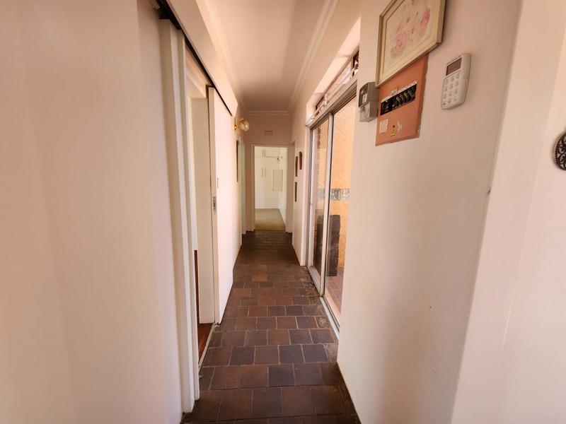 To Let 3 Bedroom Property for Rent in Weltevreden Park Gauteng