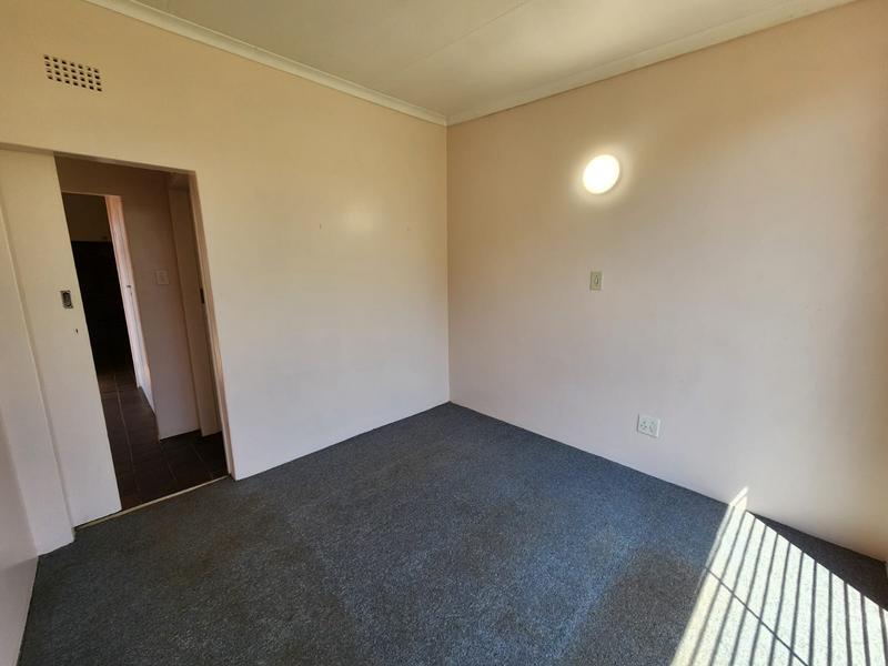 To Let 3 Bedroom Property for Rent in Weltevreden Park Gauteng