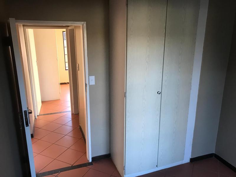 To Let 2 Bedroom Property for Rent in Mooikloof Ridge Gauteng