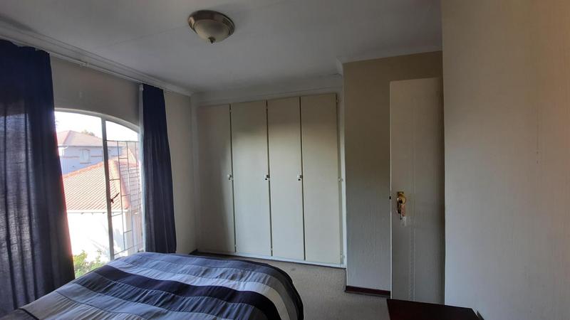 2 Bedroom Property for Sale in Erasmuskloof Gauteng