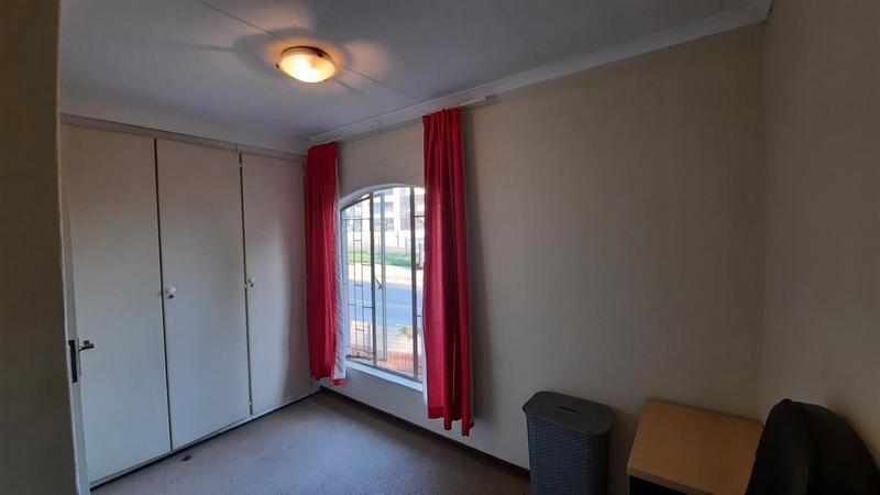 2 Bedroom Property for Sale in Erasmuskloof Gauteng