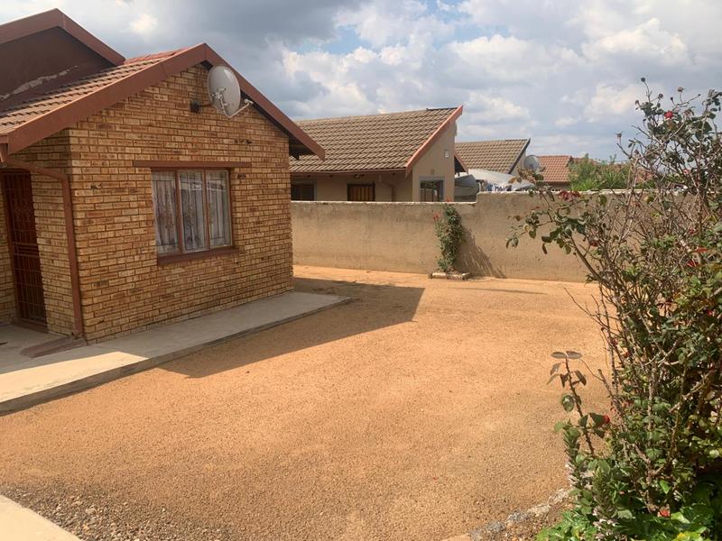 3 Bedroom Property for Sale in Ebony Park Gauteng