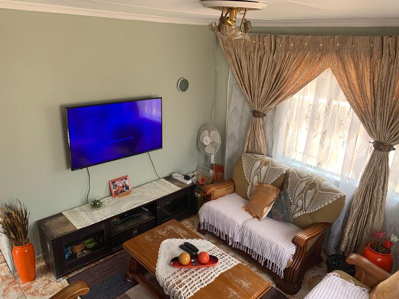 3 Bedroom Property for Sale in Ebony Park Gauteng