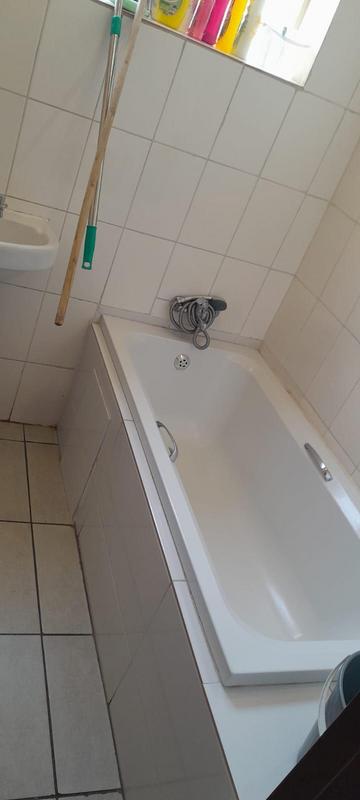 To Let 3 Bedroom Property for Rent in Sunnyside Gauteng