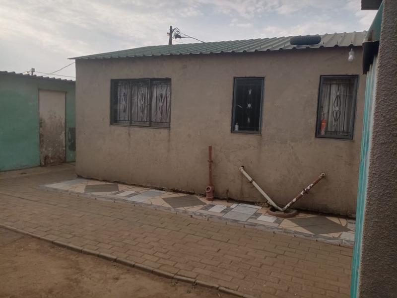 2 Bedroom Property for Sale in Palm Ridge Gauteng