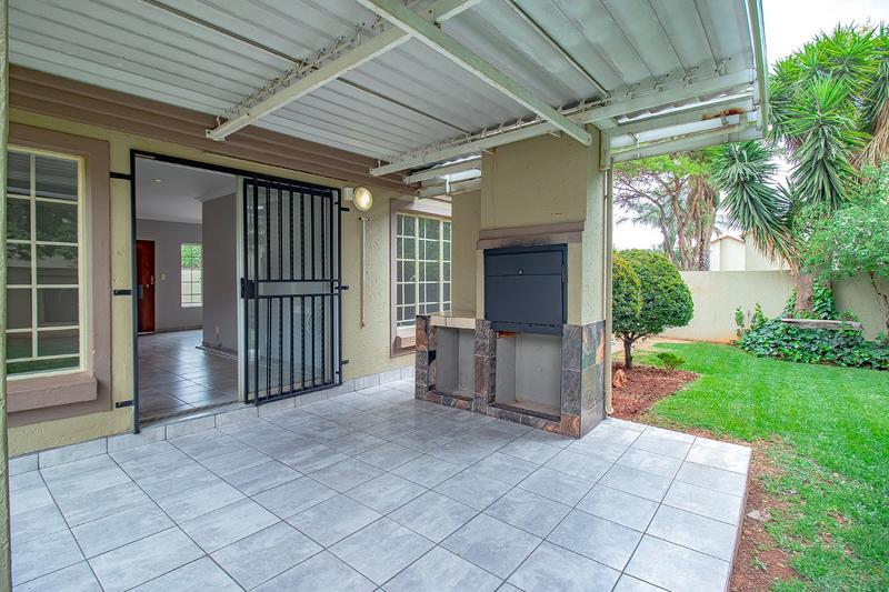 3 Bedroom Property for Sale in Annlin Gauteng