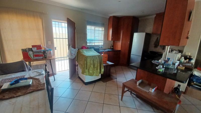 2 Bedroom Property for Sale in Annlin Gauteng