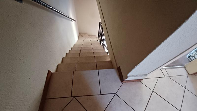 2 Bedroom Property for Sale in Annlin Gauteng