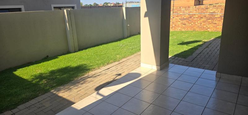 2 Bedroom Property for Sale in Montana Gauteng
