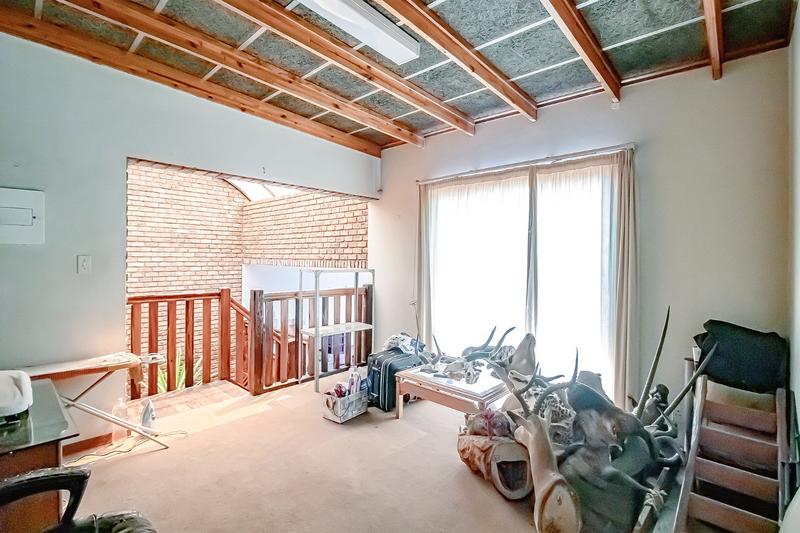5 Bedroom Property for Sale in Wonderboom Gauteng