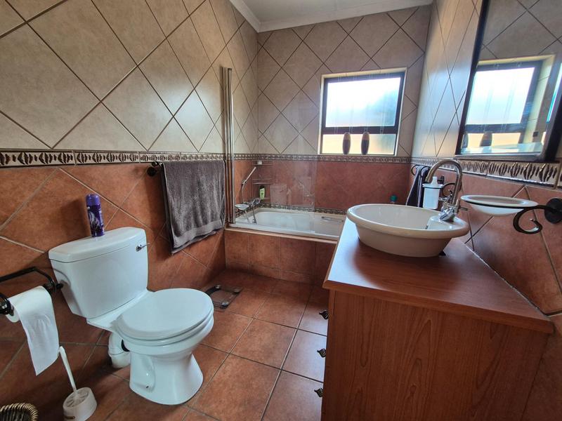 3 Bedroom Property for Sale in New Redruth Gauteng