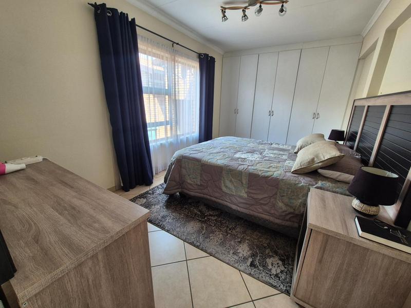 3 Bedroom Property for Sale in New Redruth Gauteng