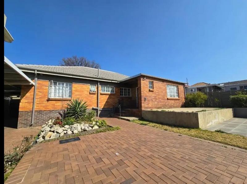 3 Bedroom Property for Sale in Chrisville Gauteng