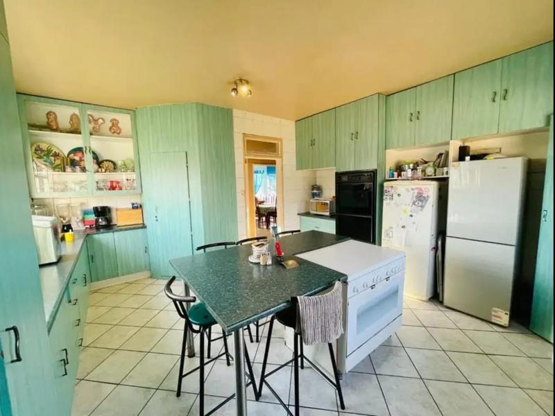 4 Bedroom Property for Sale in Glenanda Gauteng