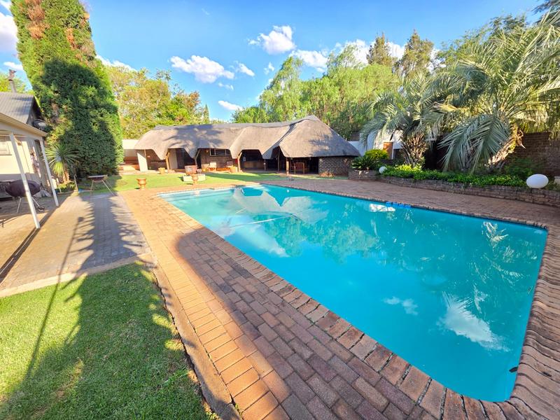 5 Bedroom Property for Sale in Boltonwold Gauteng
