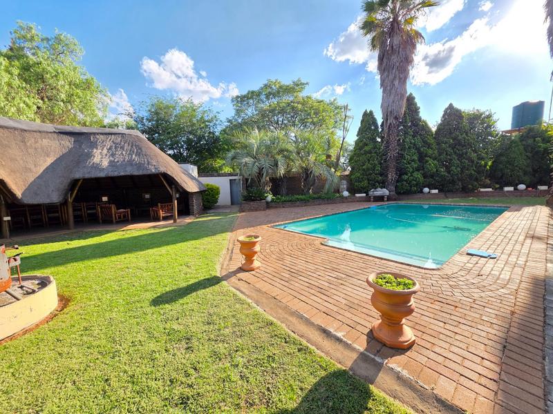 5 Bedroom Property for Sale in Boltonwold Gauteng