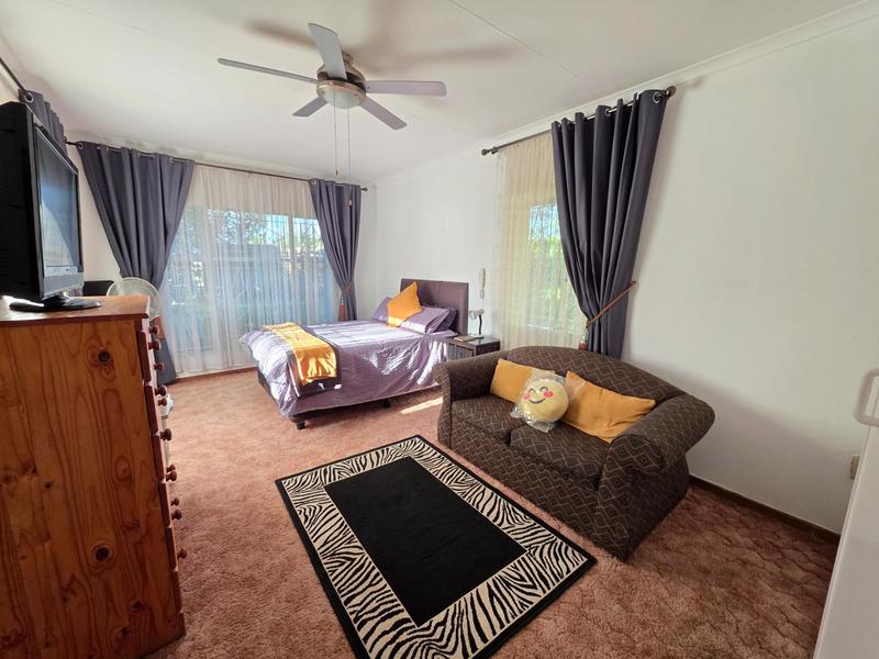 5 Bedroom Property for Sale in Boltonwold Gauteng