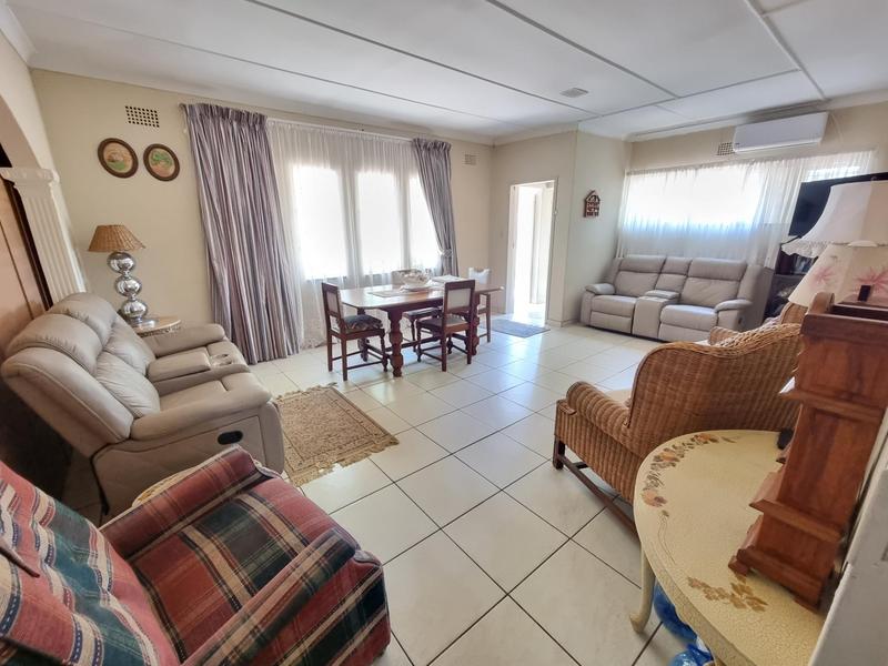 5 Bedroom Property for Sale in Kookrus Gauteng