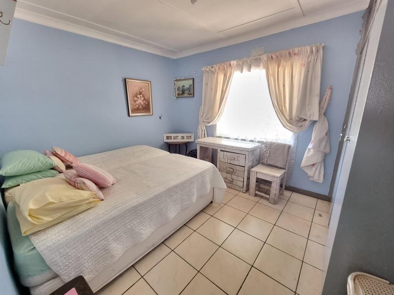 5 Bedroom Property for Sale in Kookrus Gauteng