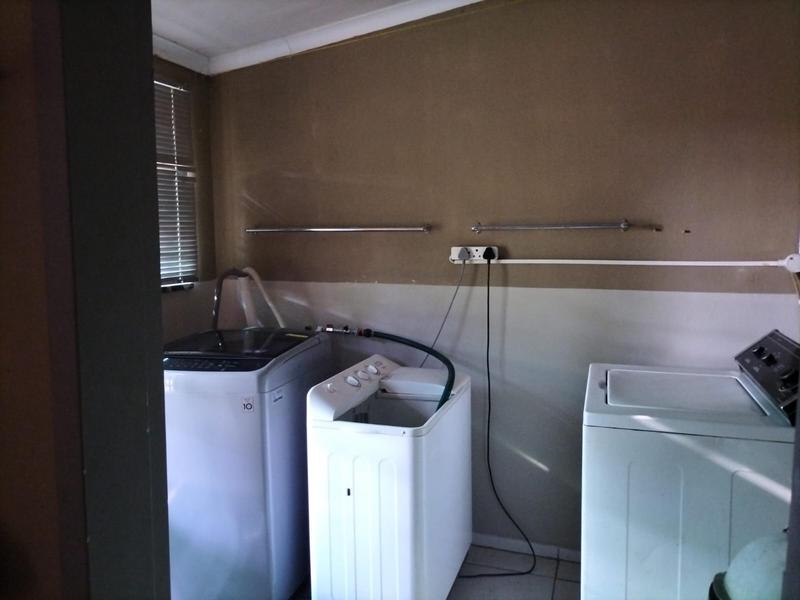 5 Bedroom Property for Sale in Kookrus Gauteng
