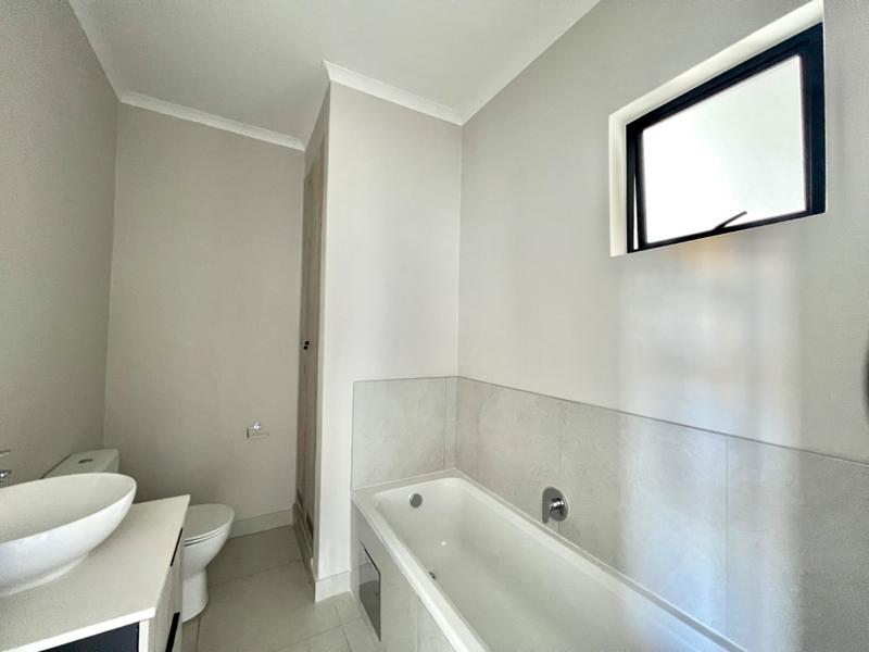 2 Bedroom Property for Sale in Carlswald Gauteng