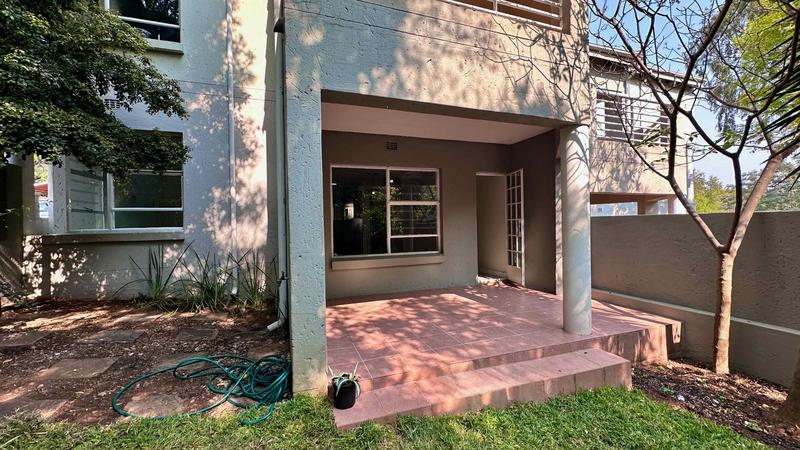 2 Bedroom Property for Sale in Bryanston Gauteng