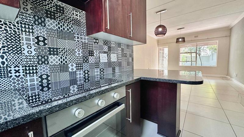 2 Bedroom Property for Sale in Bryanston Gauteng