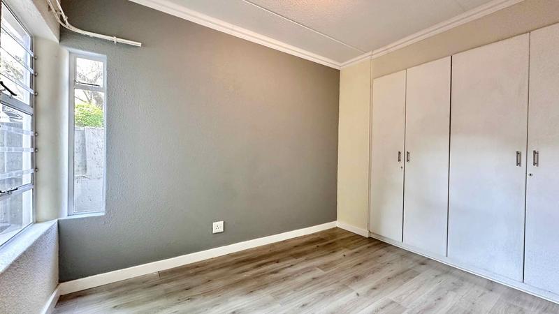 2 Bedroom Property for Sale in Bryanston Gauteng