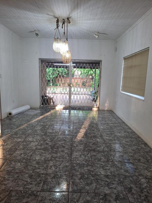 To Let 3 Bedroom Property for Rent in Greenside Gauteng