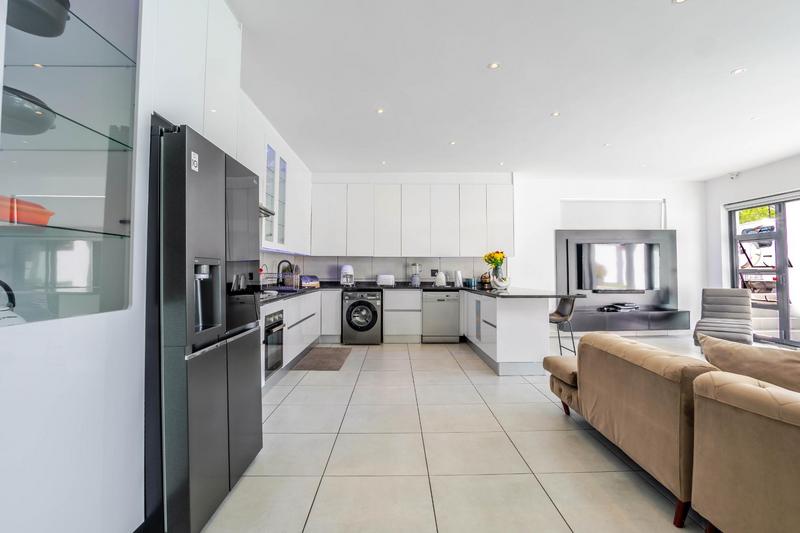 4 Bedroom Property for Sale in Linksfield Gauteng