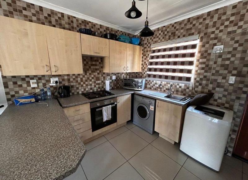 2 Bedroom Property for Sale in Greenstone Hill Gauteng